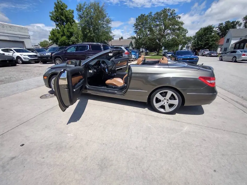 2013 Mercedes-Benz E-Class E350 photo 3