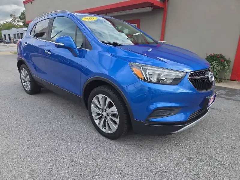 2017 Buick Encore Preferred's photo