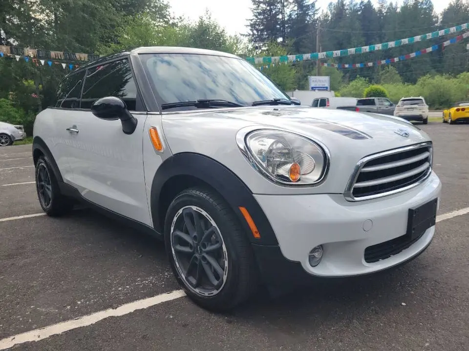 2015 MINI Paceman Base photo 5