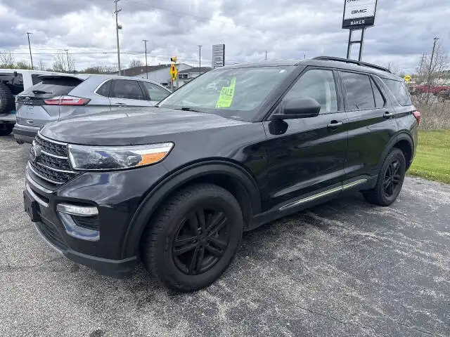 2022 Ford Explorer XLT 4WD's photo