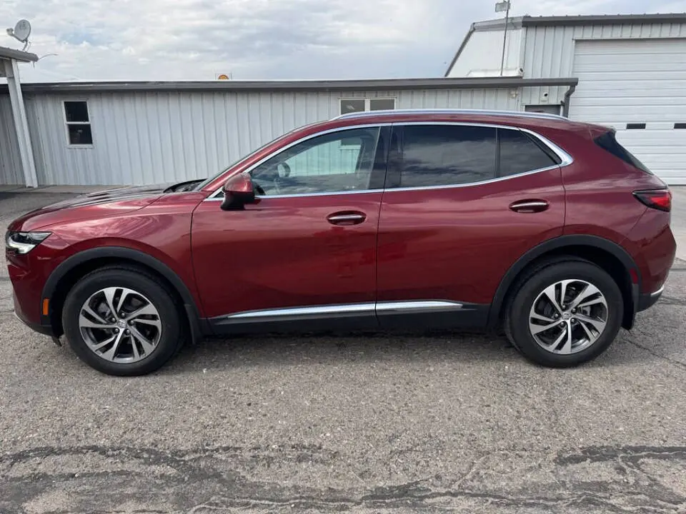 2023 Buick Envision Essence AWD photo 3