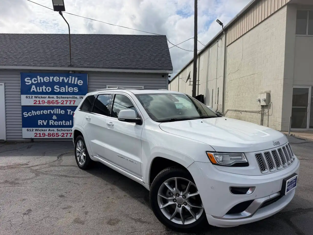 2015 Jeep Grand Cherokee Summit 4WD's photo
