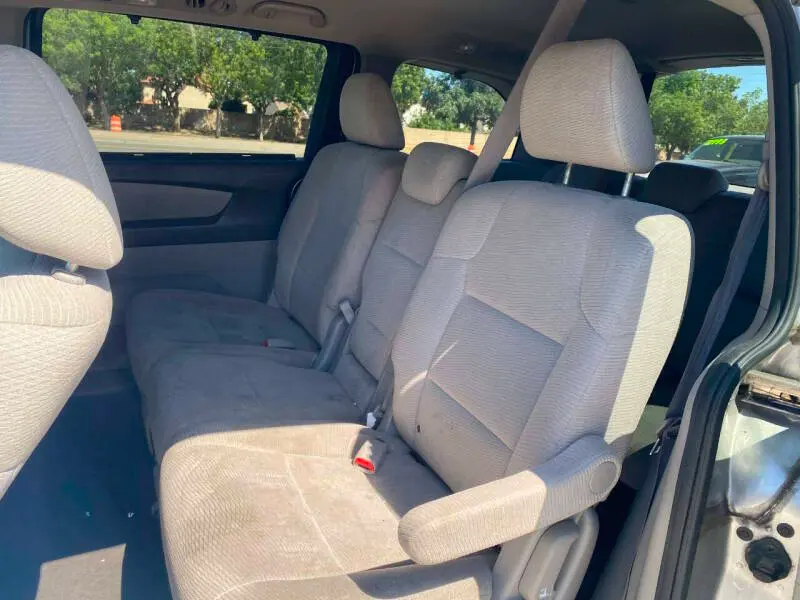 2013 Honda Odyssey EX photo 3