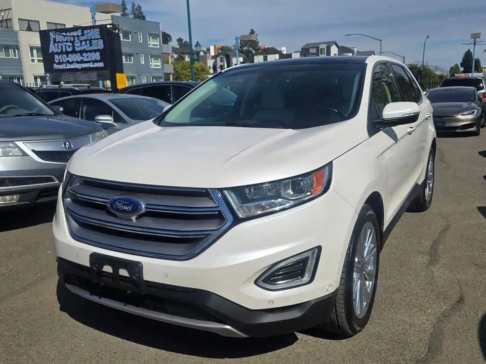 2017 Ford Edge Titanium photo 1