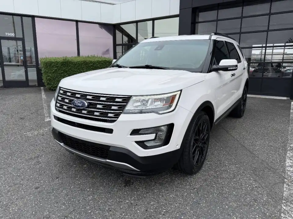 2017 Ford Explorer Limited 4WD's photo