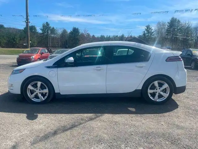 2014 Chevrolet Volt Base's photo