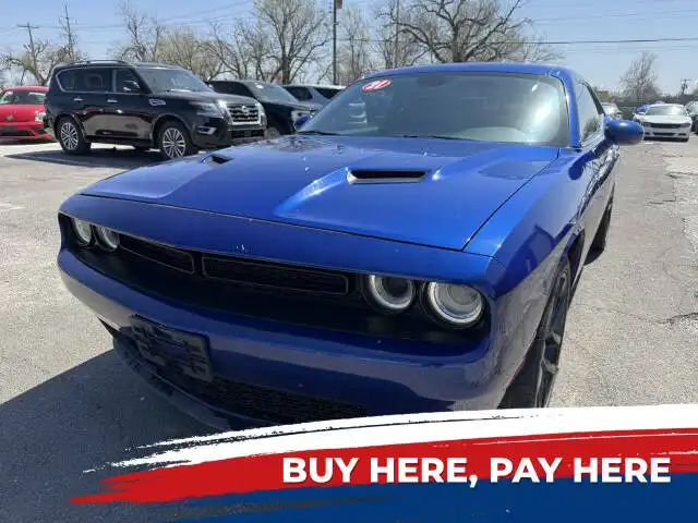2021 Dodge Challenger SXT Auto's photo