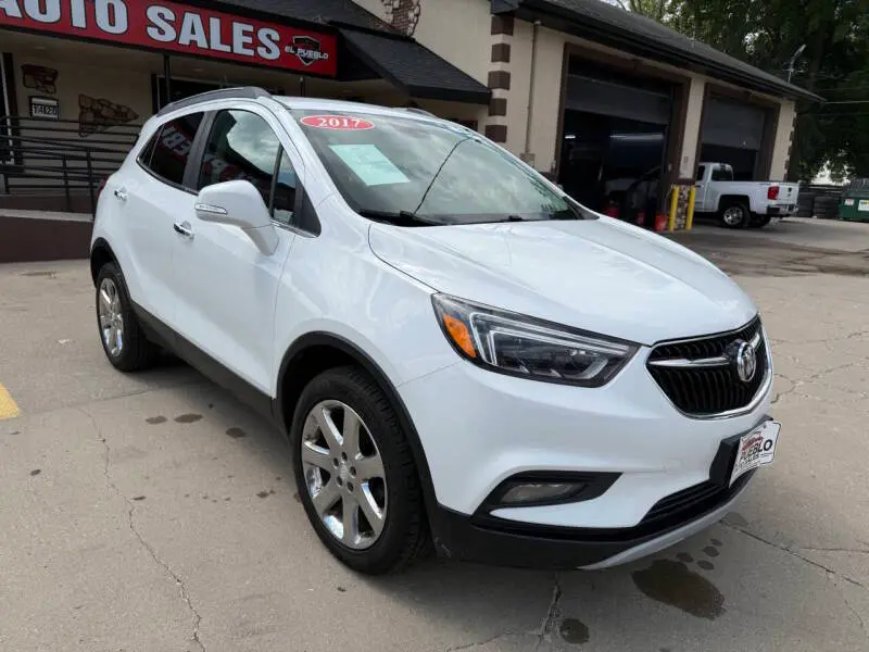 2017 Buick Encore Essence AWD photo 4