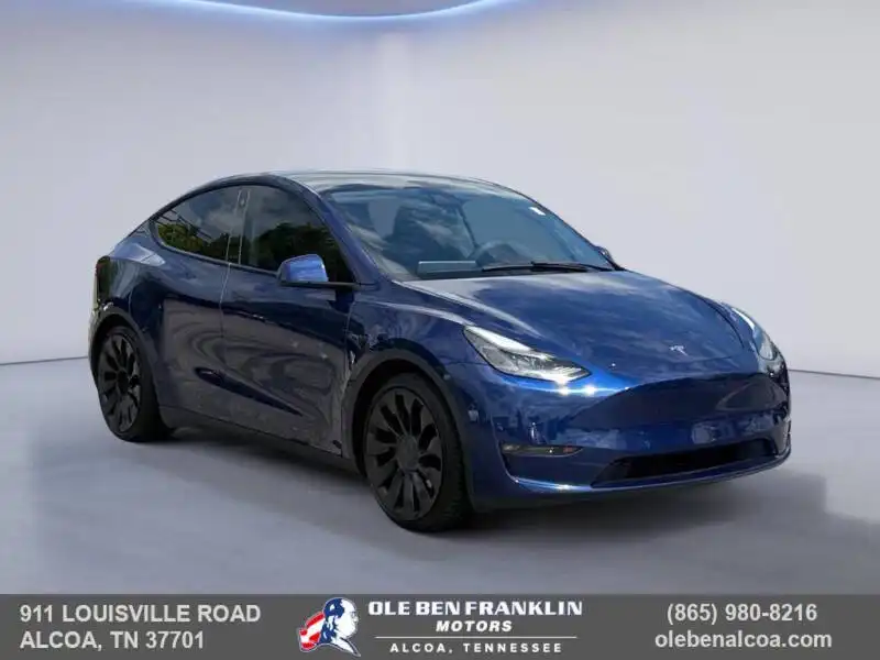 2022 Tesla Model Y Performance Dual Motor All-Wheel Drive's photo