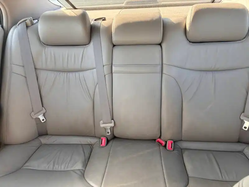 2004 Lexus ES 350 330's photo