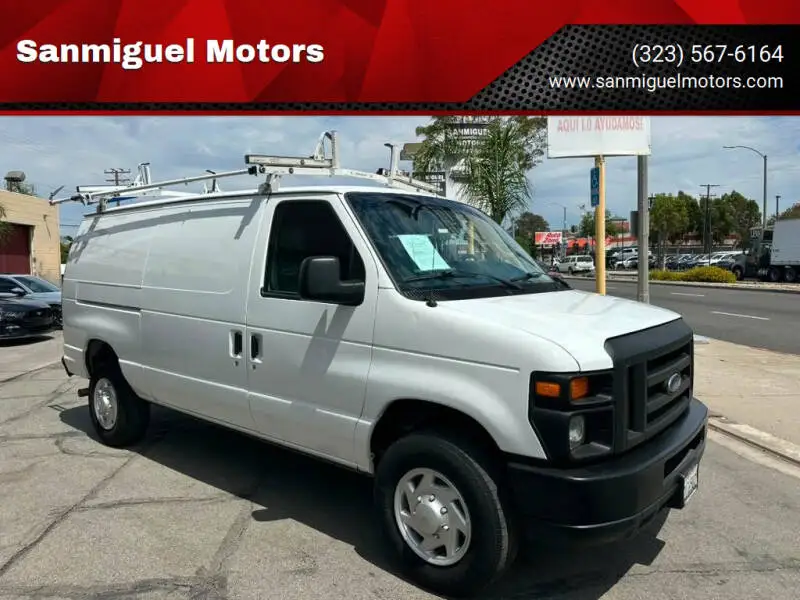 2011 Ford E-Series E-350 Super Duty photo 1