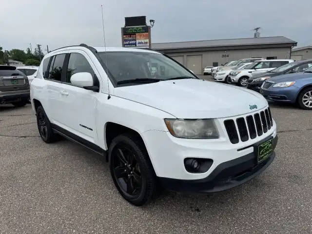 2014 Jeep Compass Latitude 4X4's photo