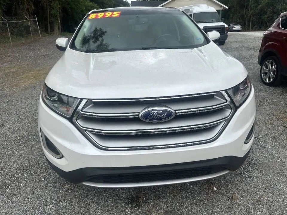 2017 Ford Edge Titanium photo 5