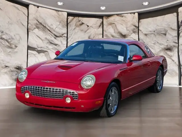2002 Ford Thunderbird Deluxe photo 3