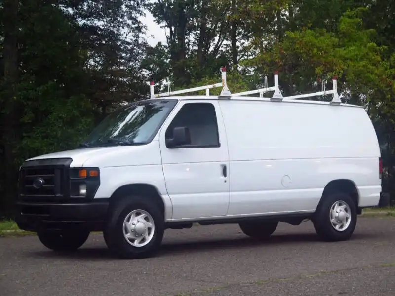 2013 Ford E-Series E-250 Van's photo