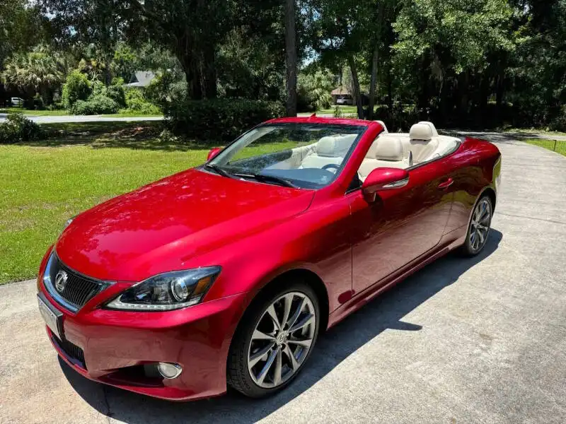 2015 Lexus IS 350 250C's photo