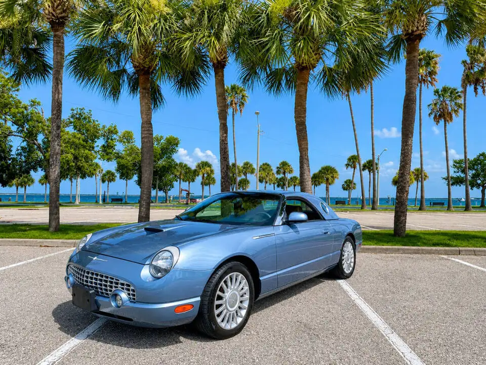 2005 Ford Thunderbird Deluxe's photo