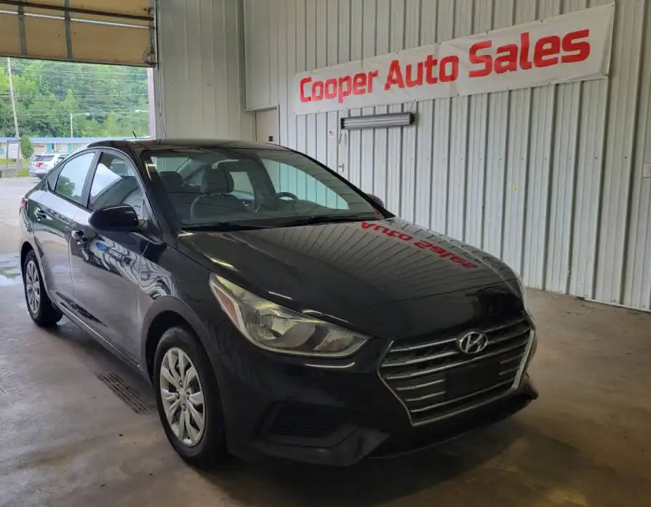 2019 Hyundai Accent SE 4-Door 6-Speed Automatic's photo