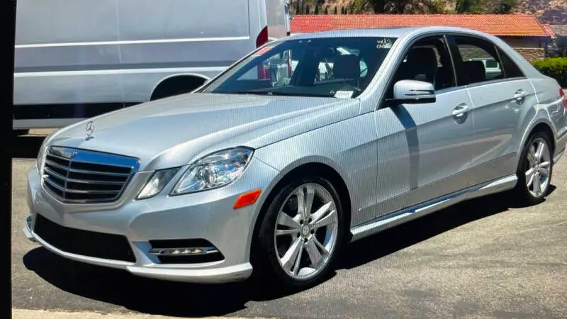 2013 Mercedes-Benz E-Class E350 Luxury photo 1