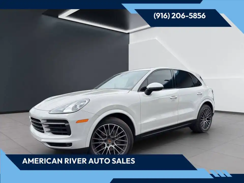 2020 Porsche Cayenne Base's photo