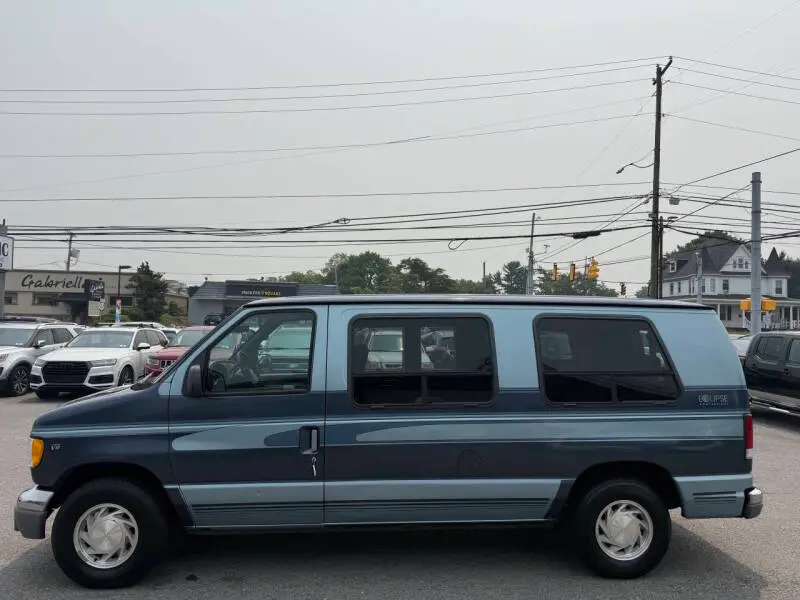 1998 Ford E-Series E-150 photo 5