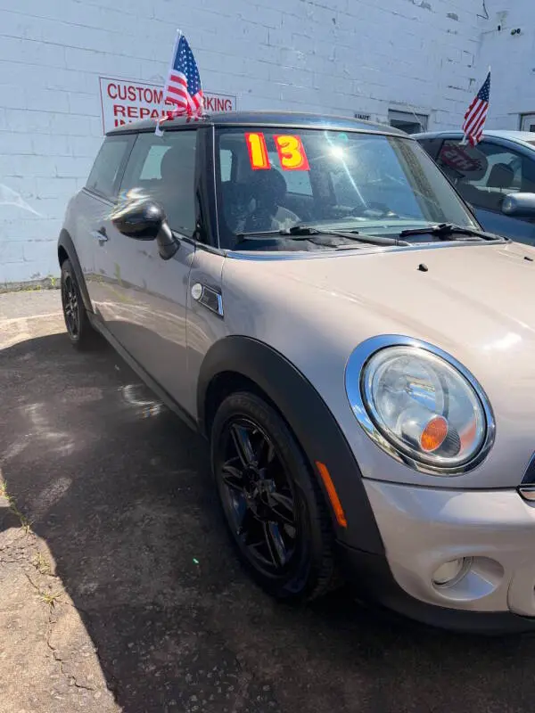 2012 MINI Cooper Base photo 3