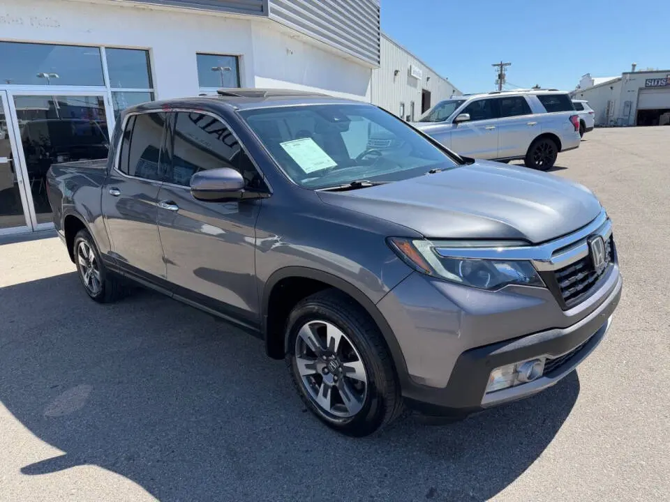 2019 Honda Ridgeline RTL-E AWD photo 4