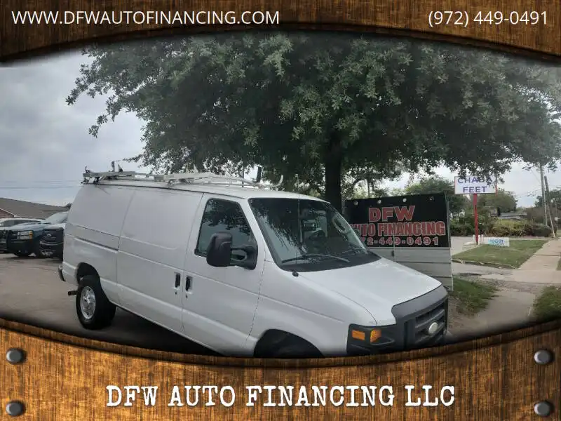 2014 Ford E-Series E-250 Van's photo