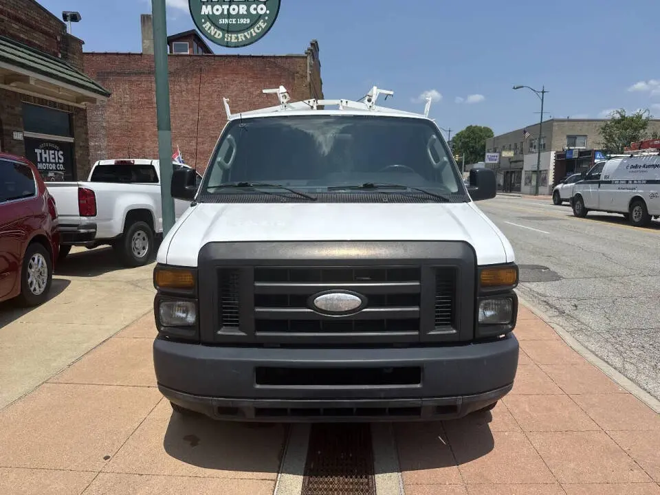 2014 Ford E-Series E-150 Van photo 3