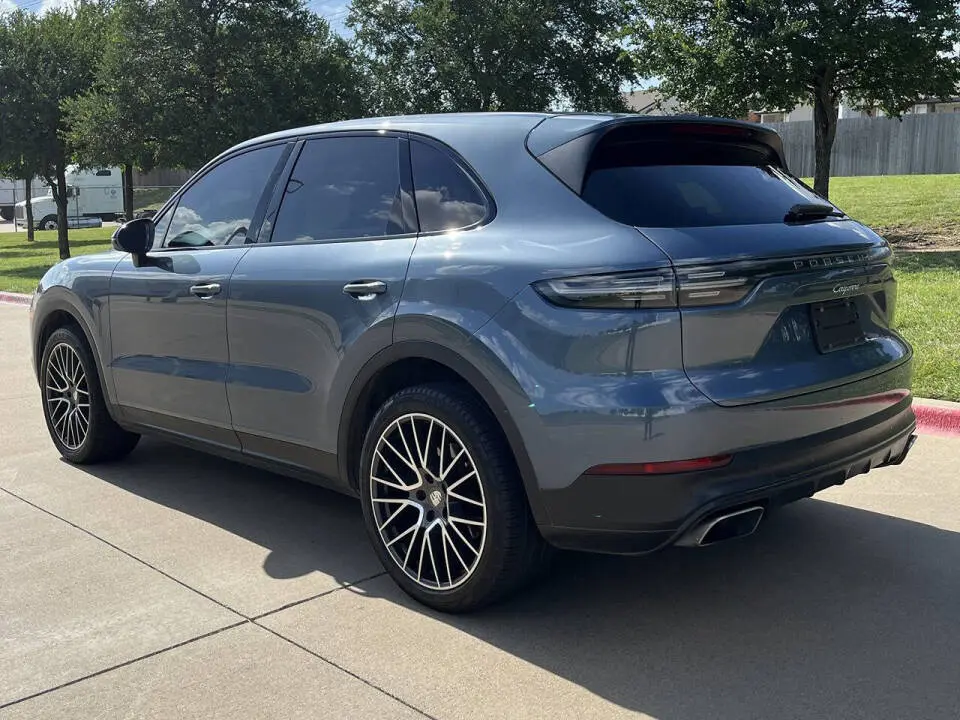 2019 Porsche Cayenne Base photo 5