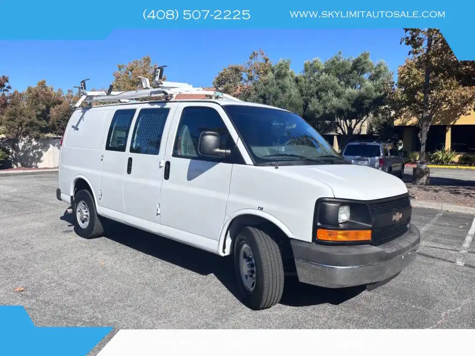 2014 Chevrolet Express 2500 Work Van HD's photo