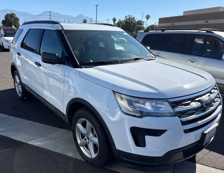 2018 Ford Explorer Base FWD's photo