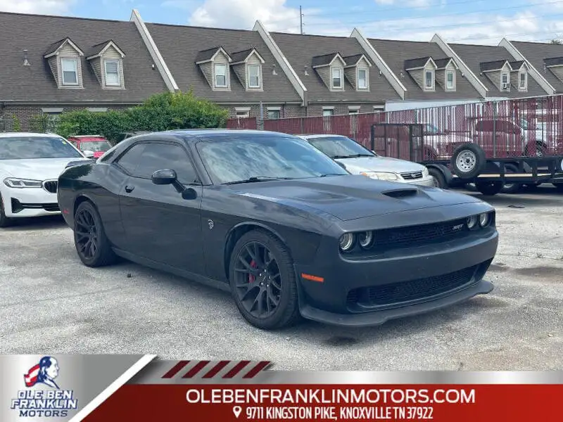 2015 Dodge Challenger SRT Hellcat's photo