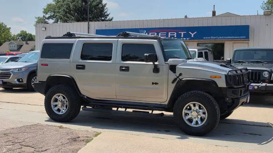 2003 Hummer H2 Base's photo