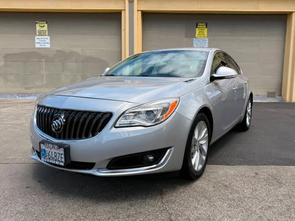2016 Buick Regal Base's photo