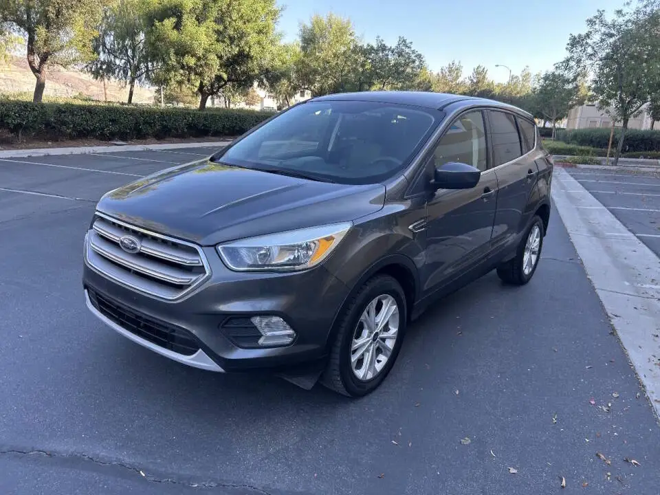 2017 Ford Escape SE photo 1