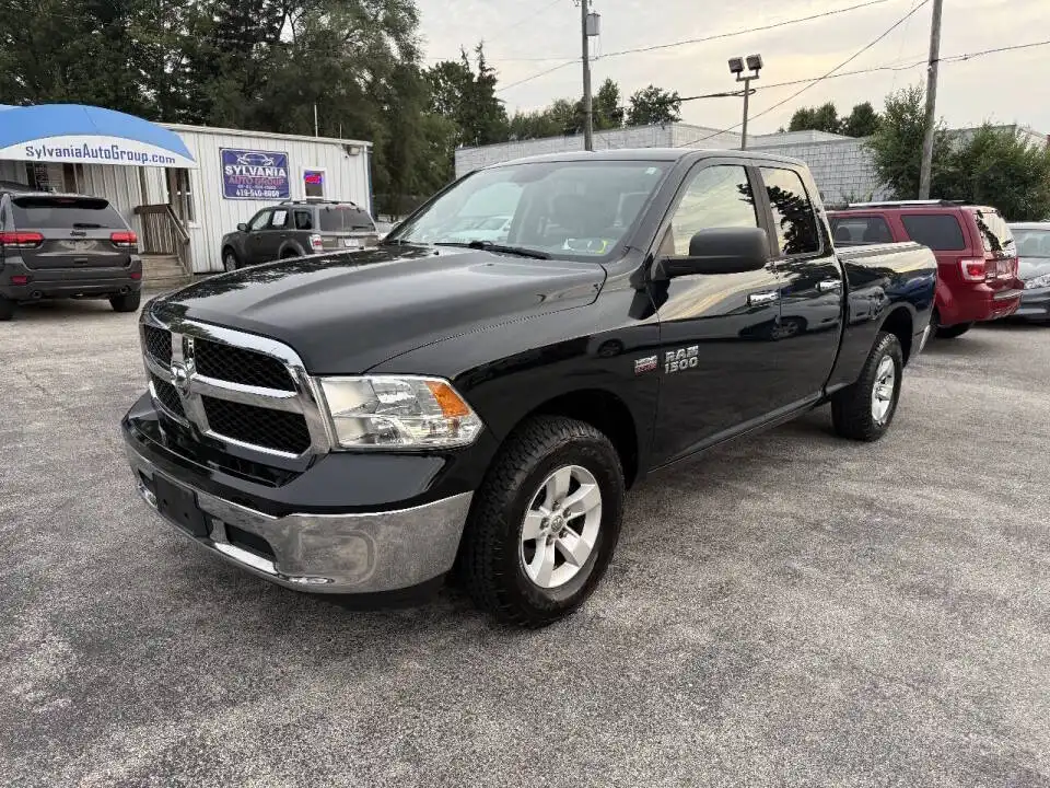 2016 RAM 1500 SLT 4x4 Quad Cab 6'4's photo