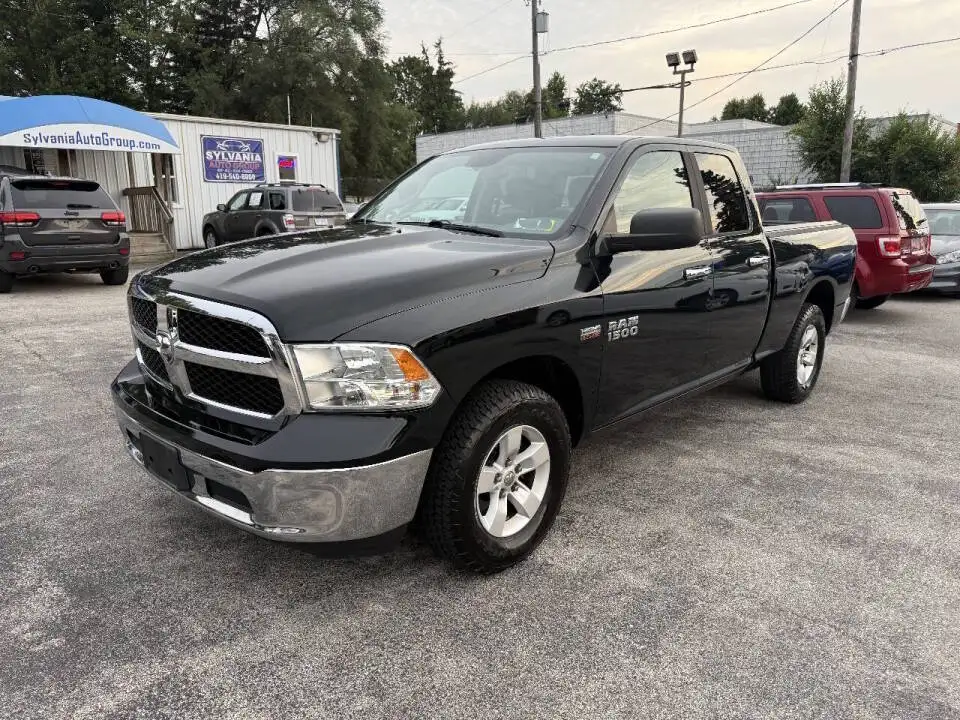 2016 RAM 1500 SLT 4x4 Quad Cab 6'4's photo