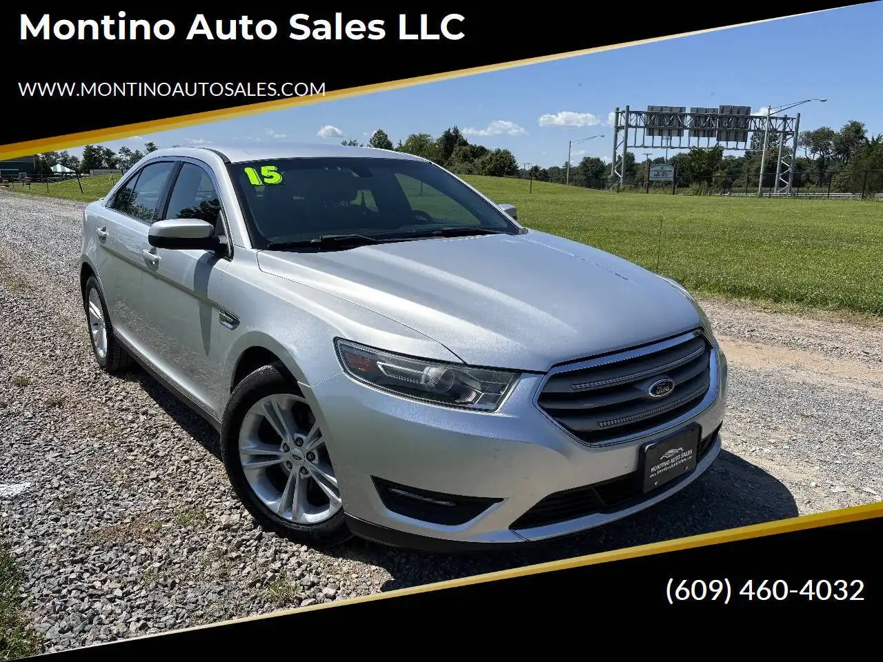 2015 Ford Taurus SEL FWD's photo