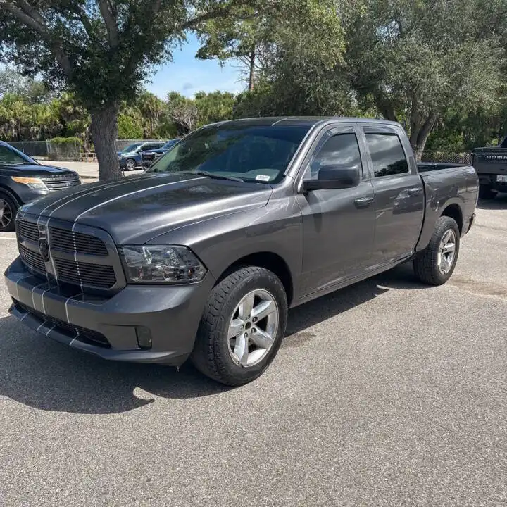 2014 RAM 1500 Express Crew Cab's photo