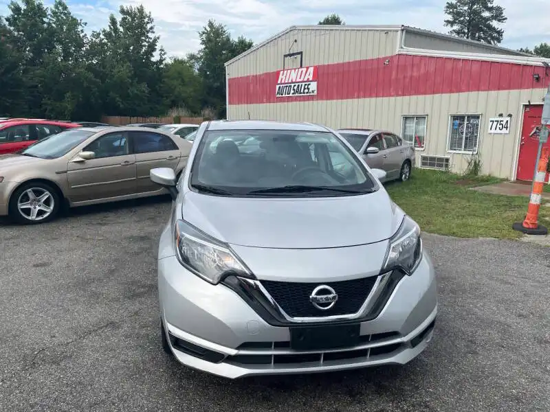 2017 Nissan Versa Note 1.6 SV CVT's photo