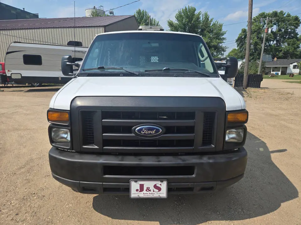 2012 Ford E-Series E-150 Van photo 5