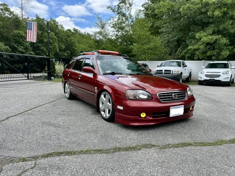 2002 Suzuki Esteem GLX+ 4AT w/ two tone paint's photo