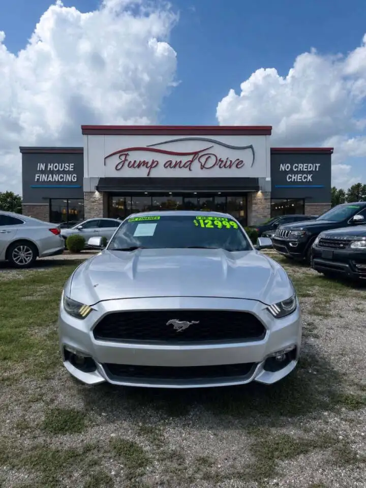 2016 Ford Mustang EcoBoost Coupe Premium's photo