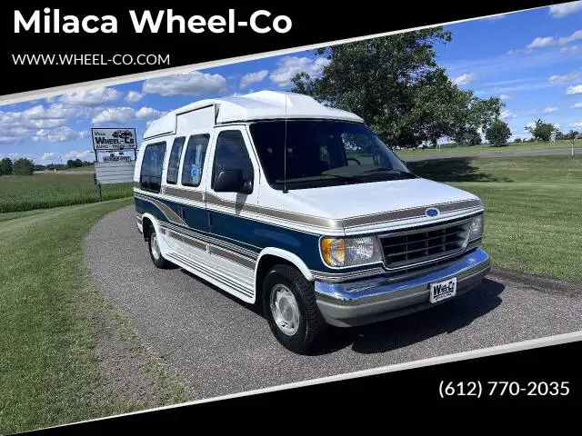 1992 Ford E-Series's photo