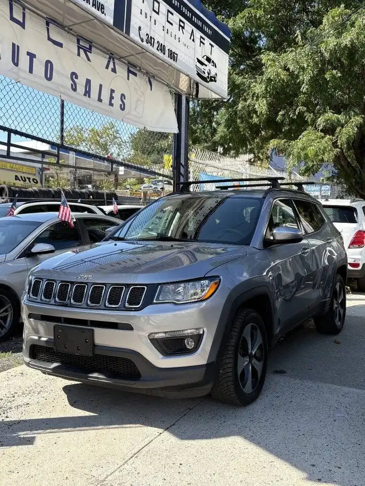 2018 Jeep Compass Latitude 4WD's photo