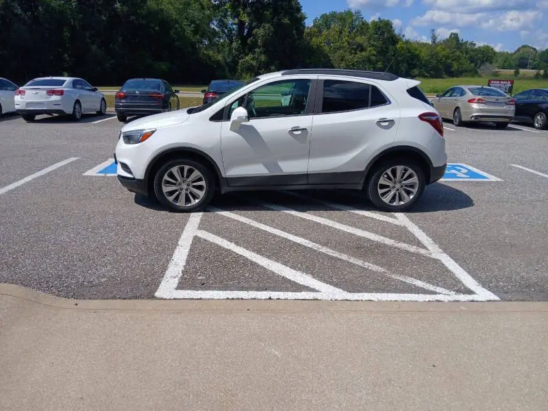 2017 Buick Encore Preferred photo 5