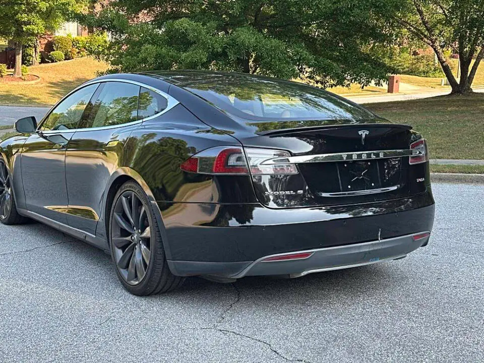 2013 Tesla Model S Performance photo 3