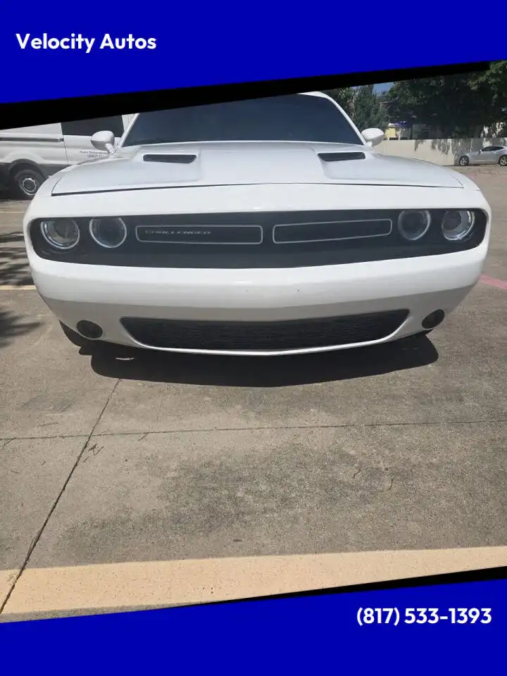 2019 Dodge Challenger R/T's photo