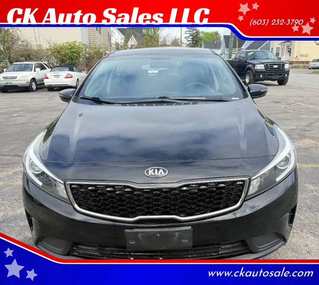 2017 Kia Forte LX AT's photo